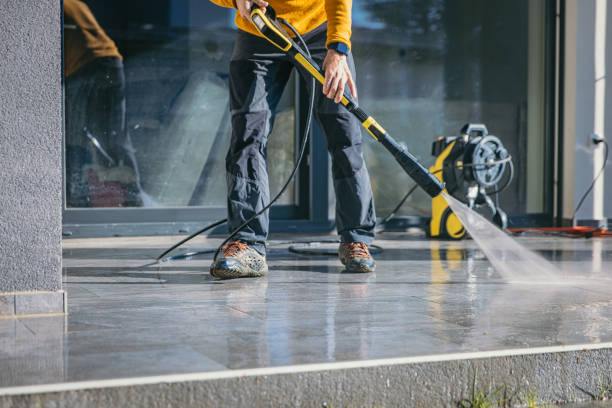 Why Choose Our Certified Pressure Washing Experts for Your Project Needs in Sunriver, OR?